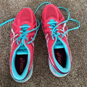Asics size 9.5 running shoes